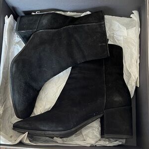 Aquatalia made in Italy Black Suede Ankle Boots